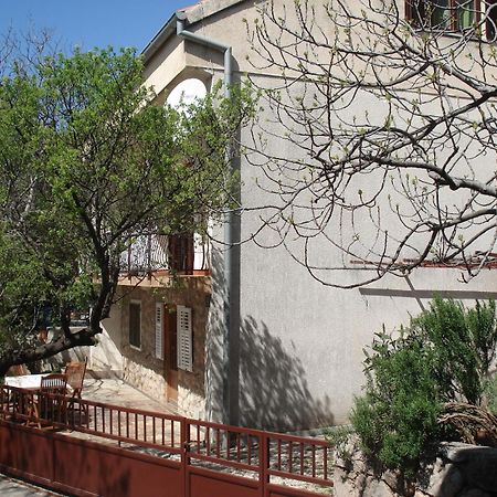 Apartments Mia Starigrad Paklenica Esterno foto